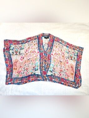 Francesca's Collections Multi-Color Floral Kimono with Blue Trim